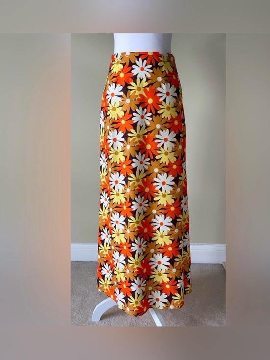 Collusion Dresses & Skirts - COLLUSION Satin Fall Floral Print Column Maxi Skirt in Multi Color Size 2